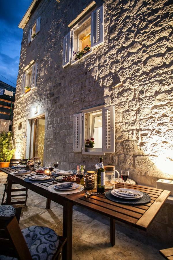 Villa Lucia Трогир Екстериор снимка