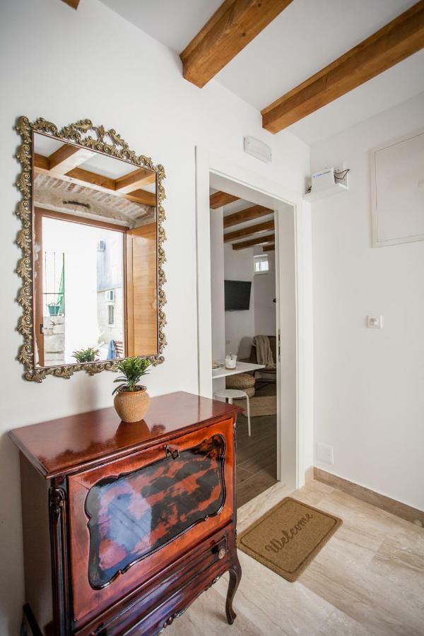 Villa Lucia Трогир Екстериор снимка